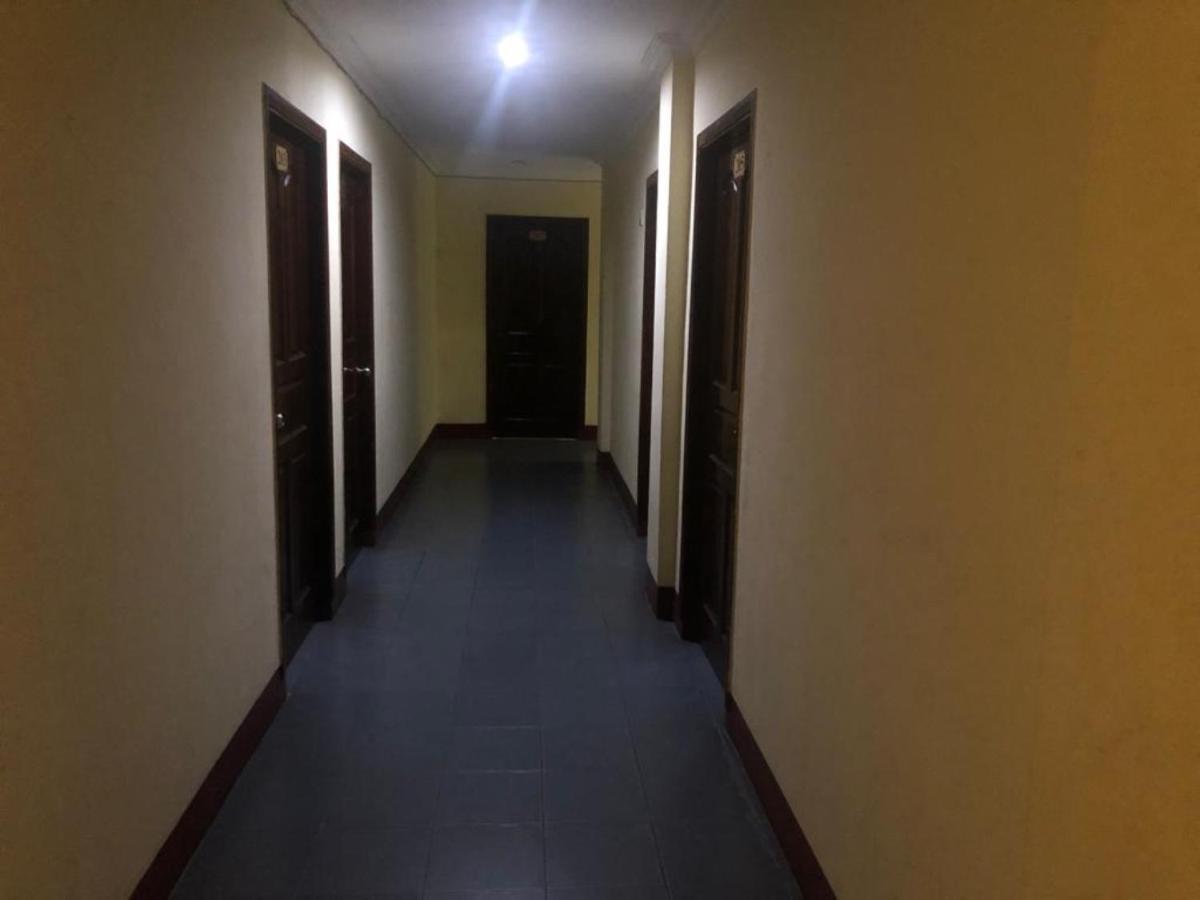 Hotel Pelita Terang Nagoya Buitenkant foto