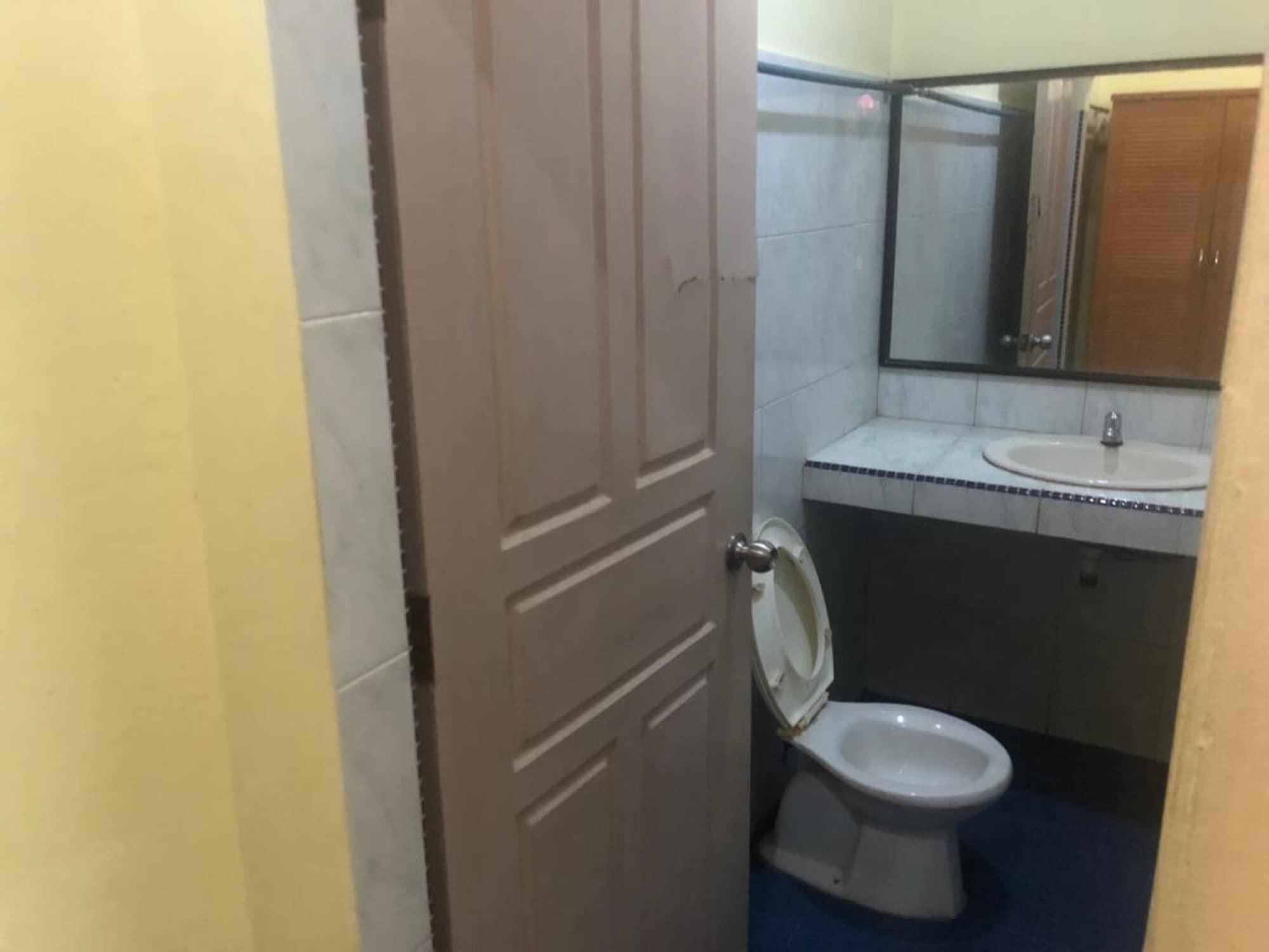 Hotel Pelita Terang Nagoya Buitenkant foto