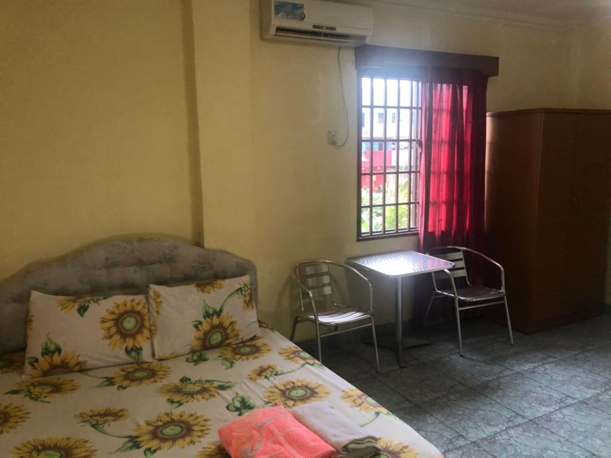 Hotel Pelita Terang Nagoya Buitenkant foto